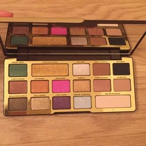 Too faced chocolate gold